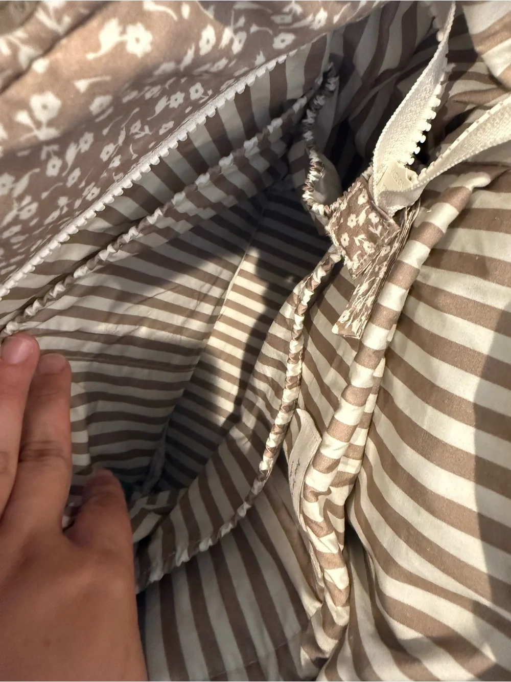 solly baby Quilted Floral Tote Bag in Taupe and White